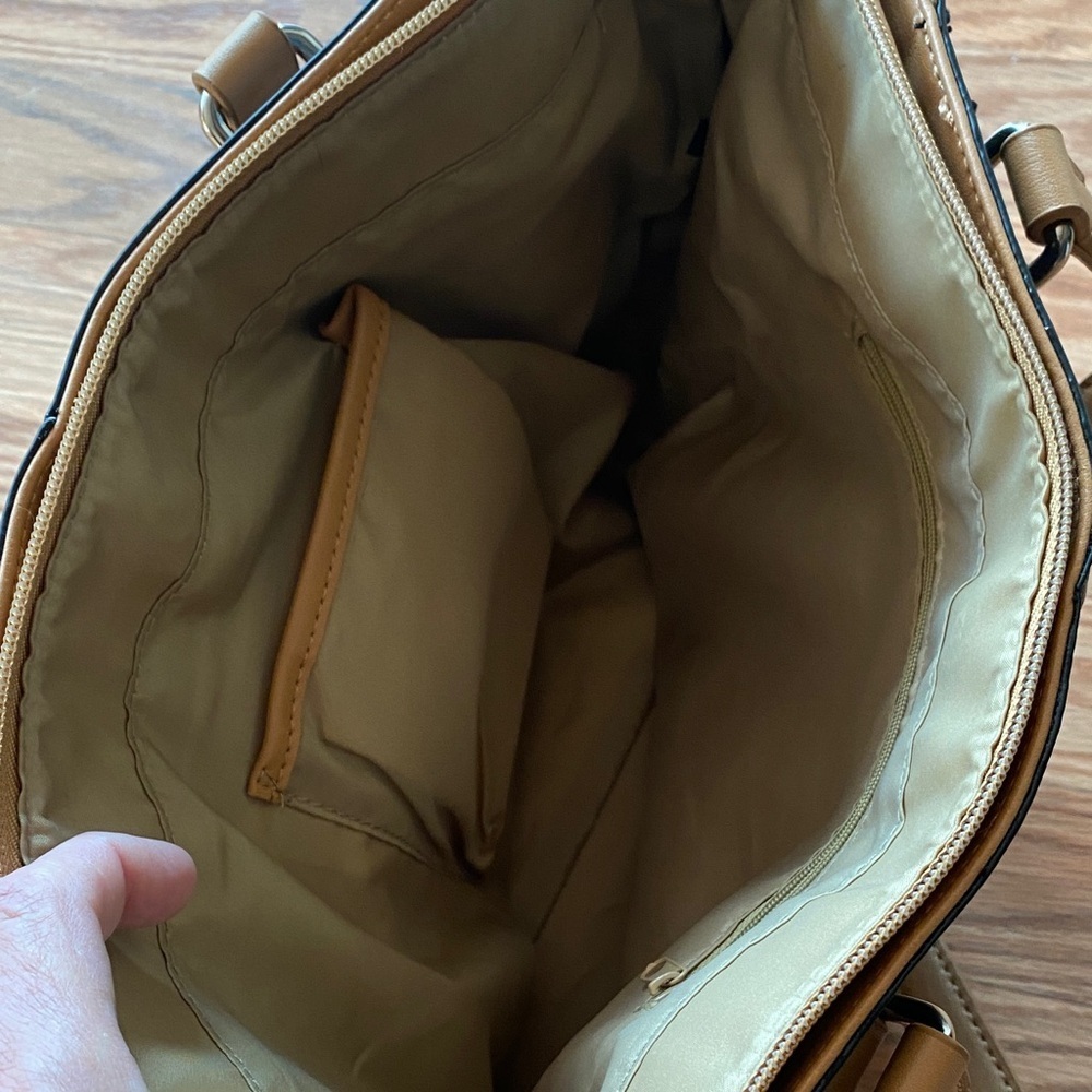 Aurielle Black and Tan Tote Bag - Picture 6 of 7